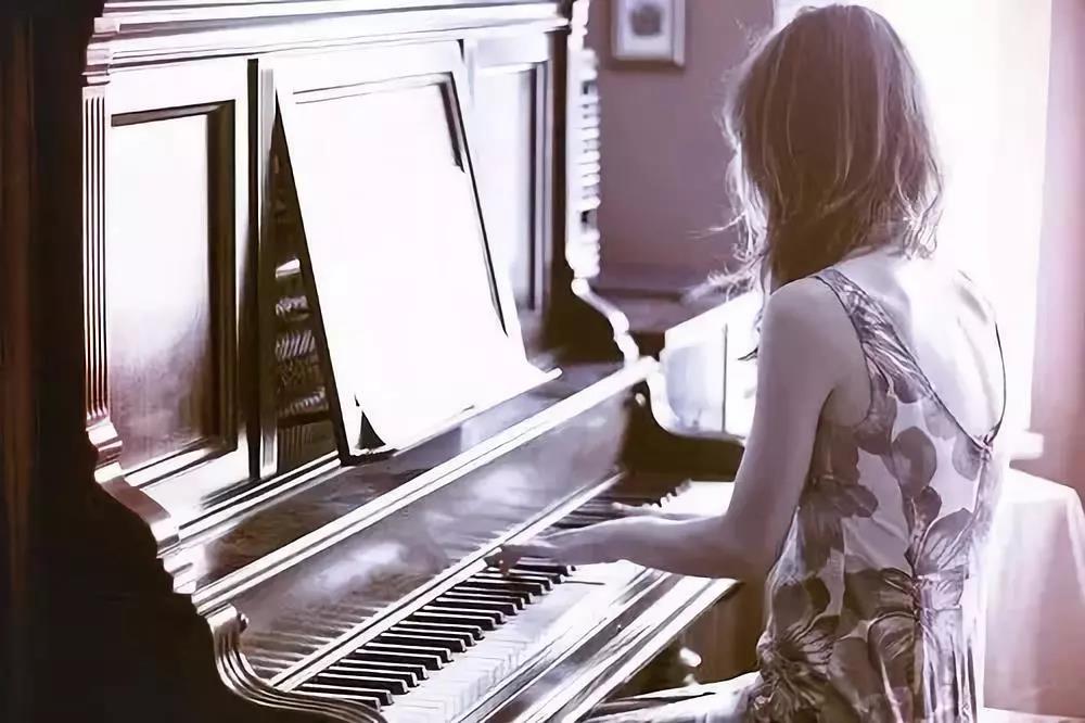 美德瑞钢琴｜【收藏贴】演奏过程中“音质”与“音色”的差别，你知道吗？