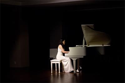 美德瑞钢琴 : 练得很熟了上台还是紧张怎么破 美德瑞钢琴 : 练得很熟了上台还是紧张怎么破